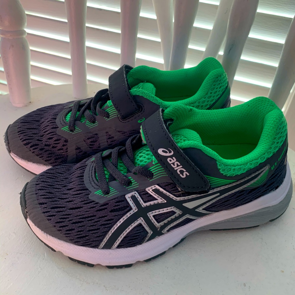 Asics toddler sneaker
